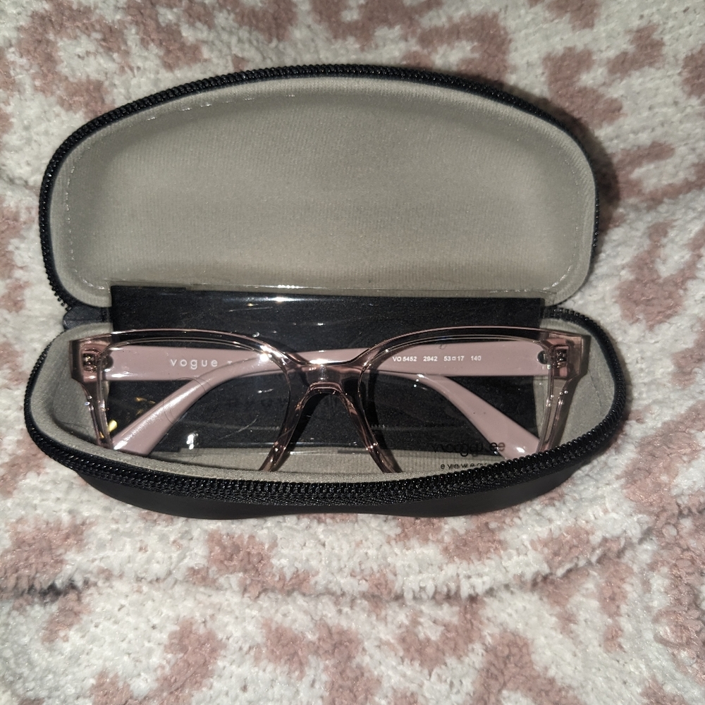 Vogue eye glasses